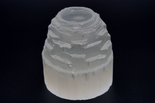 Svícen selenit 9,5 cm