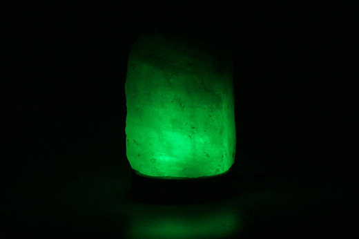 Solná lampa na USB barevná